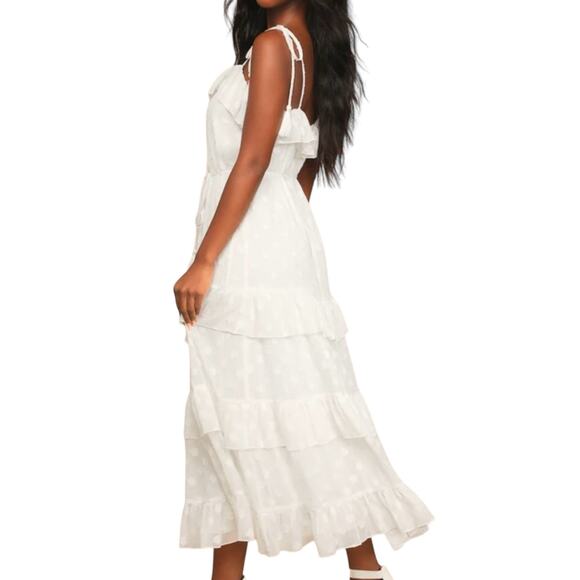 NEW Lulus Size M Easily Adored Burnout Floral Tiered Midi Dress White Ruffle - Picture 3 of 16